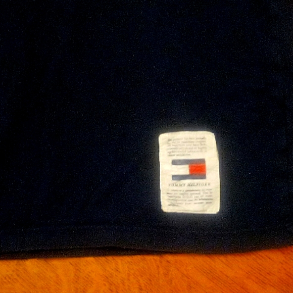 TOMMY HILFIGER T-SHIRT - Picture 3 of 4